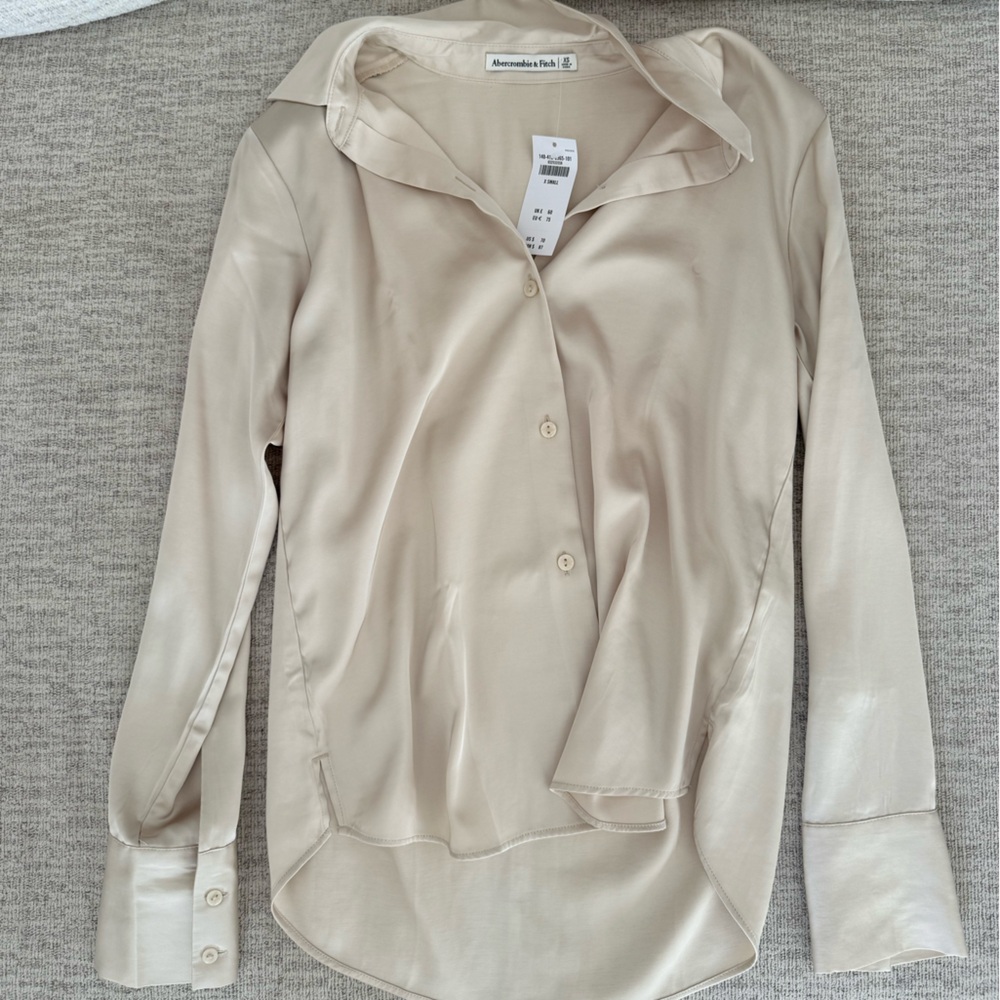 Abercrombie & Fitch Button-Up